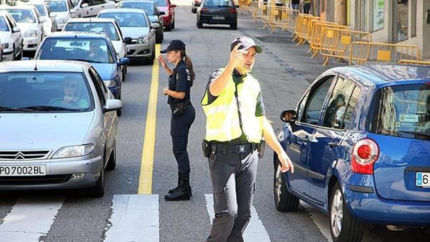 La calle Barcelona, ayer, sobre la una del mediodía.