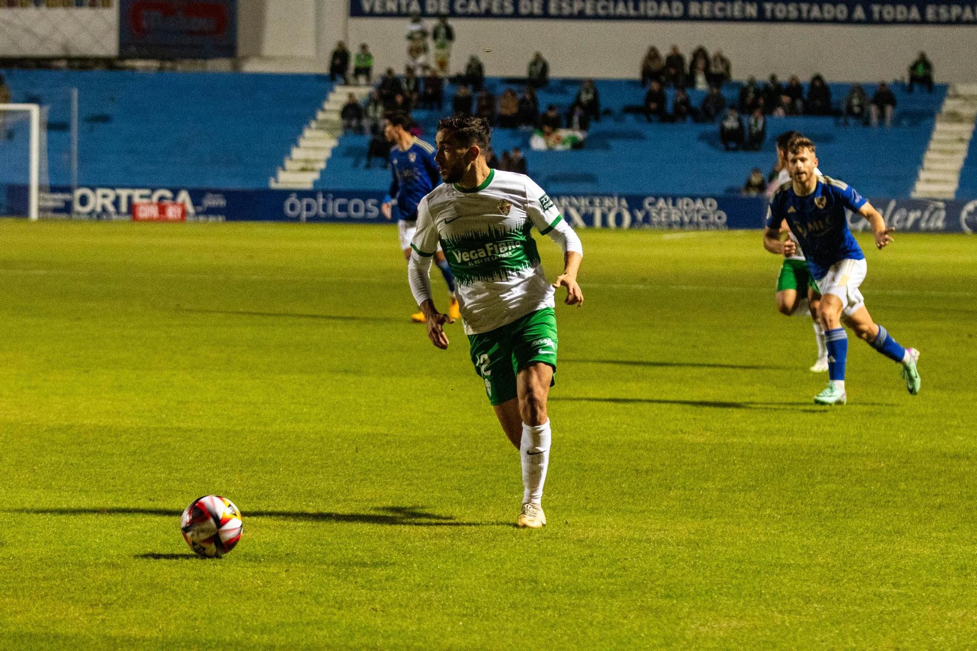 Linares - Elche: las imágenes del partido