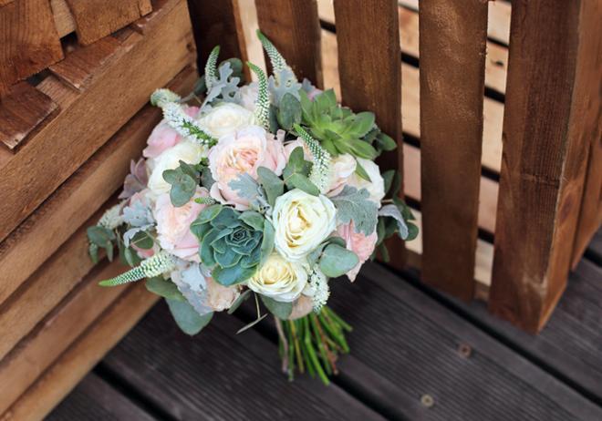 Viste tu boda con cactus:  Shutterstock
