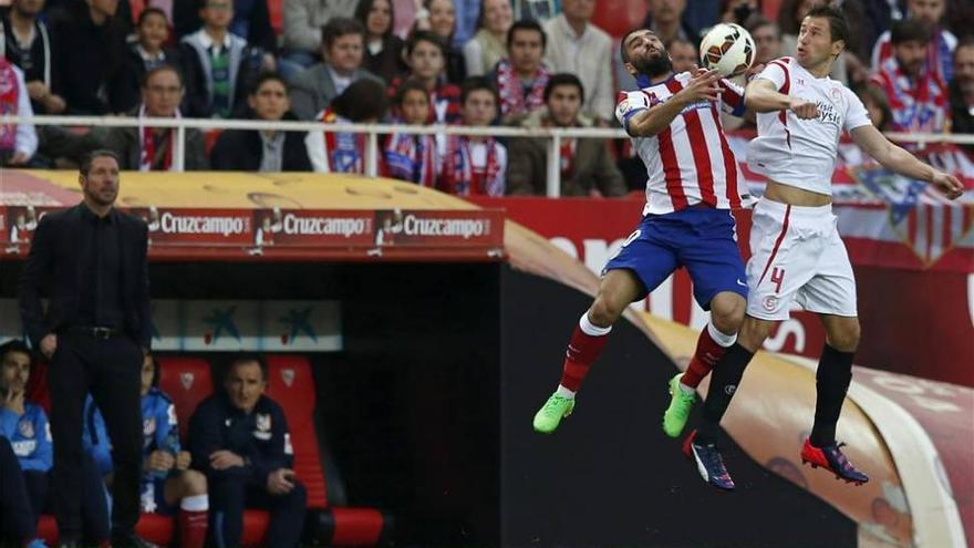 Buen partido del Sevilla ante un Atlético gris y poco ambicioso (0-0)