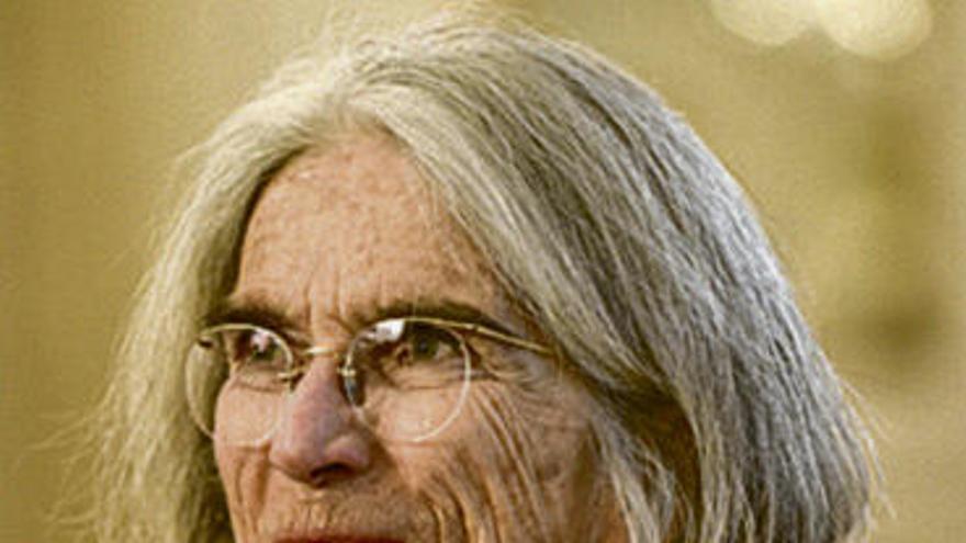 Donna Leon.