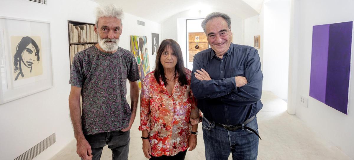 Die Künstler Rafel Joan, Maria Carbonero und Mateu Bauzà. Es fehlt der Vierte im Bunde: Rafa Forteza.