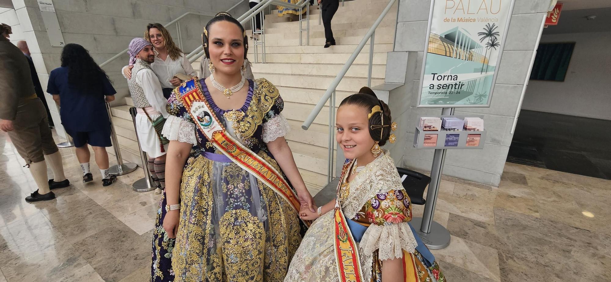 La alfombra roja en el 50 aniversario de la Agrupación de Fallas del Marítim