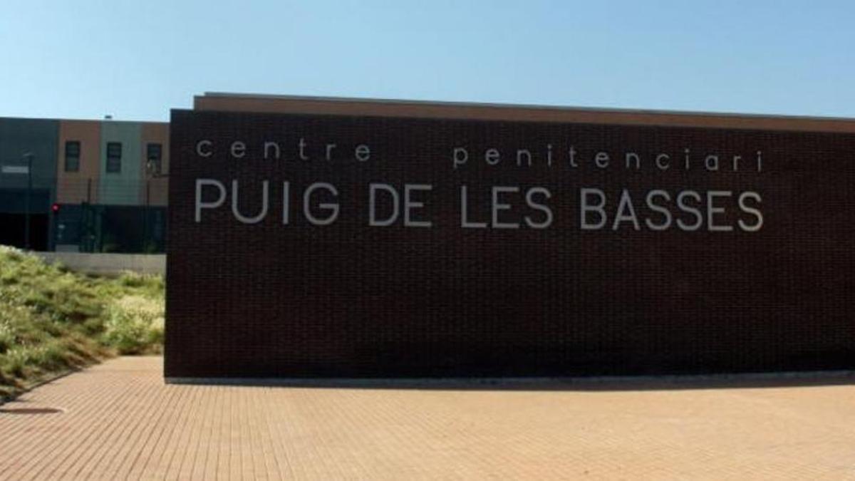 Exterior del centre penitenciari de Puig de les Basses. | ARXIU