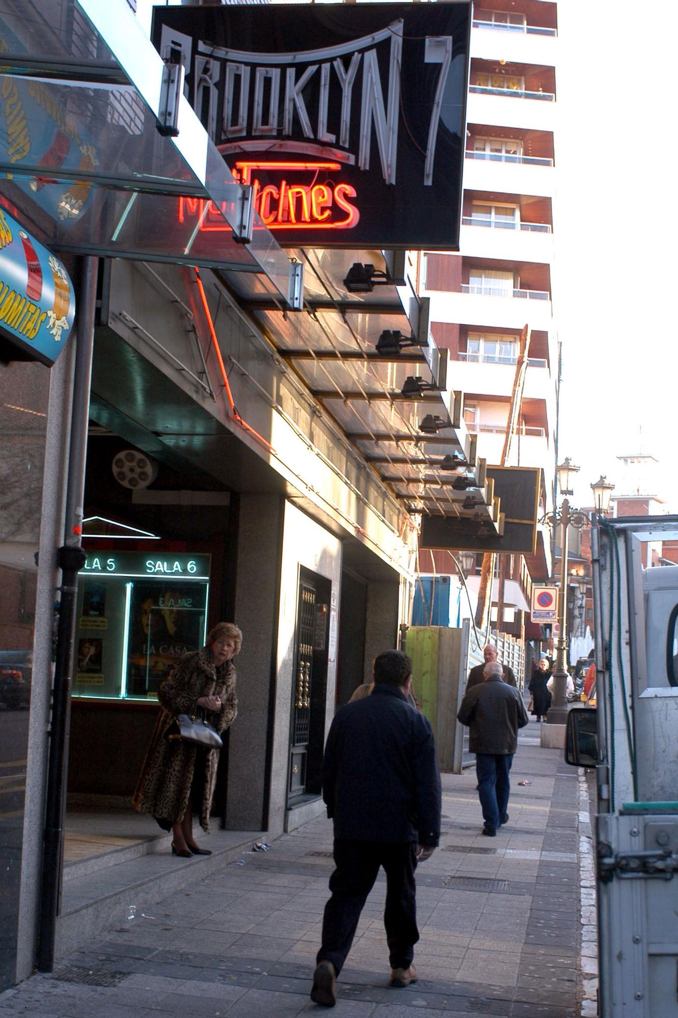 Así era un Oviedo lleno de cines