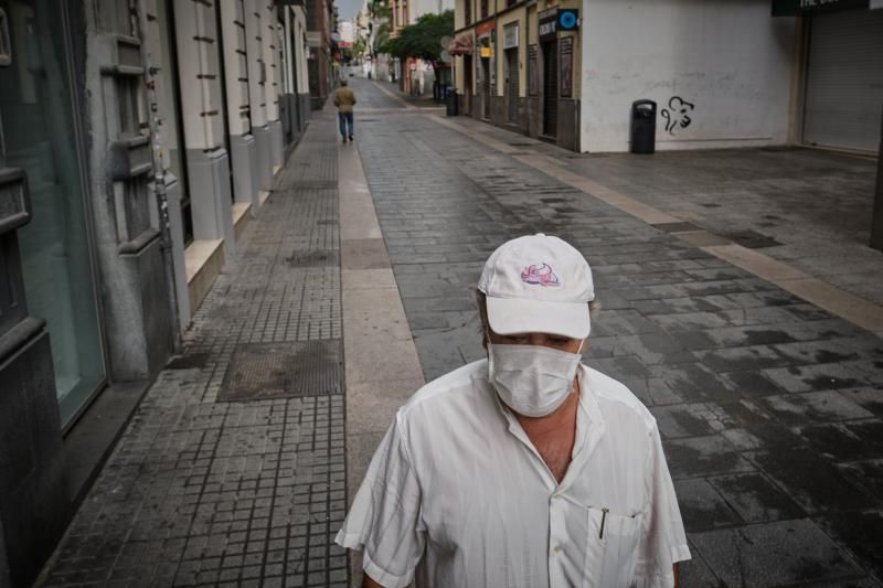 Ambiente en las calles Coronavirus Santa Cruz de Tenerife  | 18/03/2020 | Fotógrafo: Andrés Gutiérrez Taberne