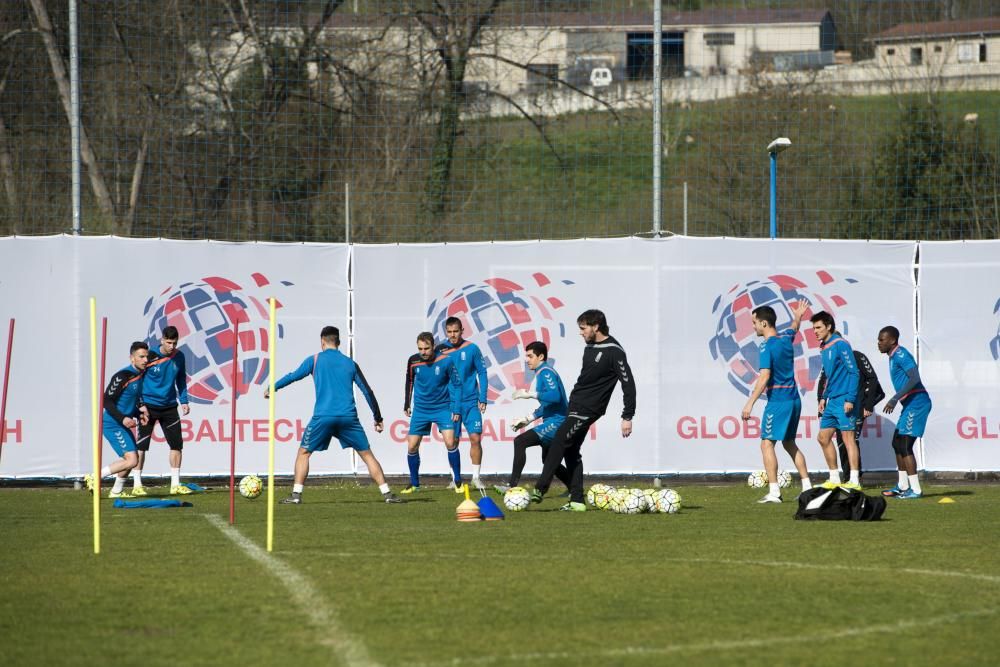 Generelo dirige su primer entrenamiento del Real Oviedo