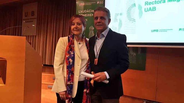 Joaquim María Puyal ha sido investido doctor 'honoris causa' por la UAB