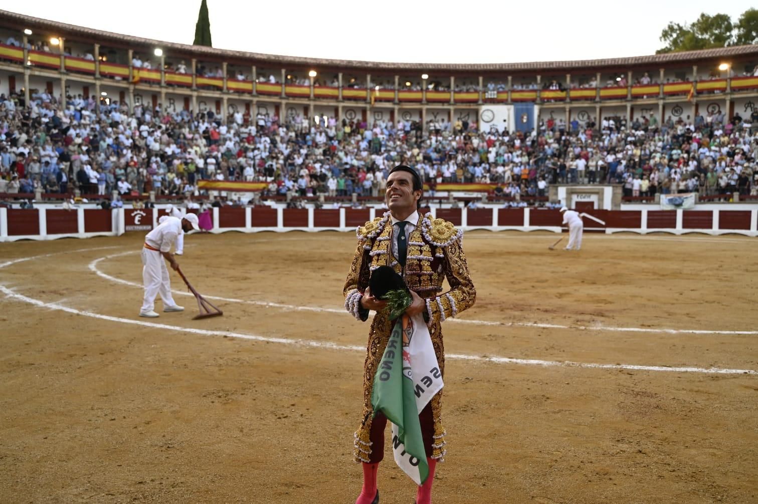Fotogalería | Los momentos de triunfo de Emilio de Justo en Cáceres
