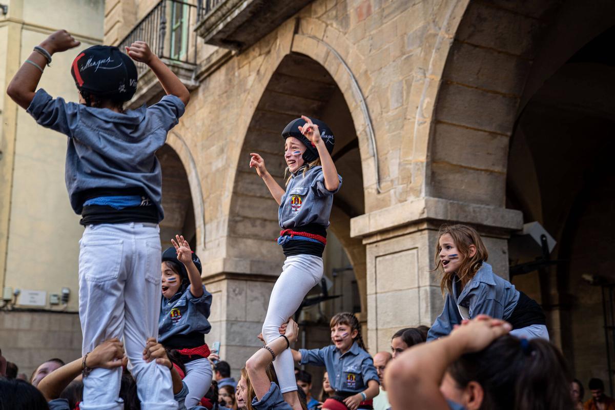 Les imatges de la Diada castellera de colles de l'eix, a Manresa Les imatges de la Diada castellera de colles de l'eix, a Manresa