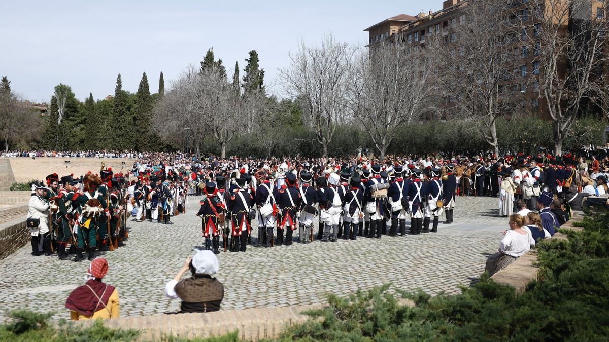 EN IMÁGENES | Así ha sido la recreación de la batalla del Segundo Sitio de Zaragoza