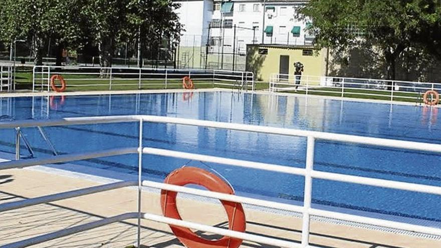 Las piscinas municipales de Trujillo abren al público el día 15
