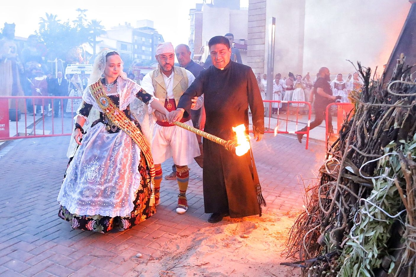 Galería de fotos de la ofrenda a Sant Pasqual en las fiestas de Vila-real