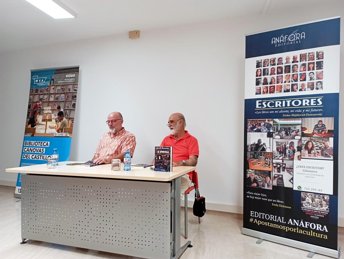 En la presentación de 'La Apostilla', su última novela, el pasado mes de junio.