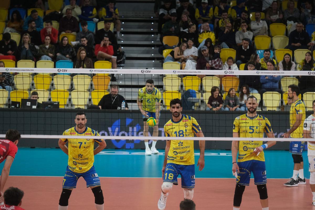 Partido Guaguas-Praga de Champions League