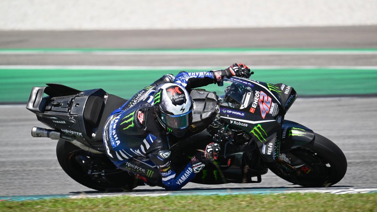 Álex Rins, el martes en su estreno