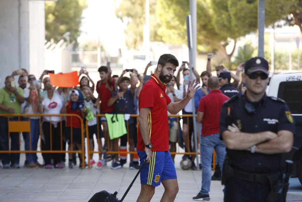 Los jugadores de la Selección llegan a Alicante