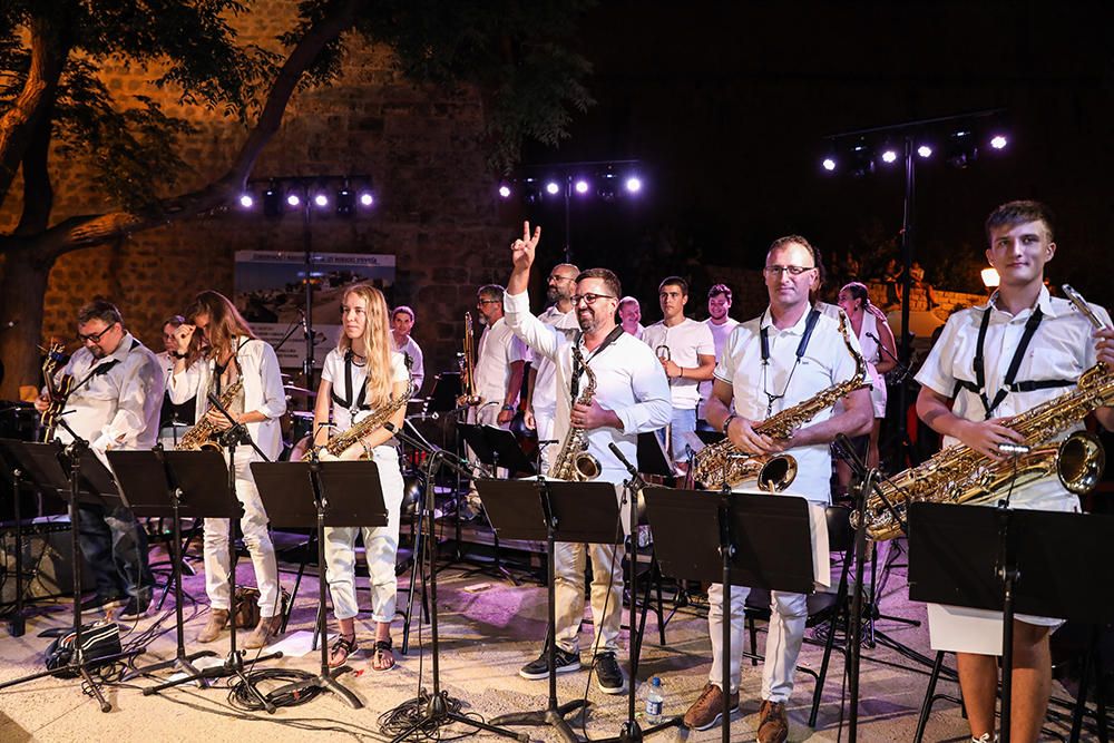 Big Band Ciutat d'Eivissa y José Carra Trío.