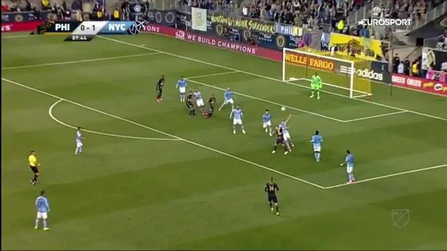 David Villa, feliz por el golazo desde casi 50 metros