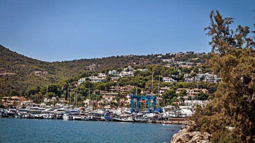 Unter Deutschen sehr beliebt: Port d&#039;Andratx an der Südwestküste von Mallorca.