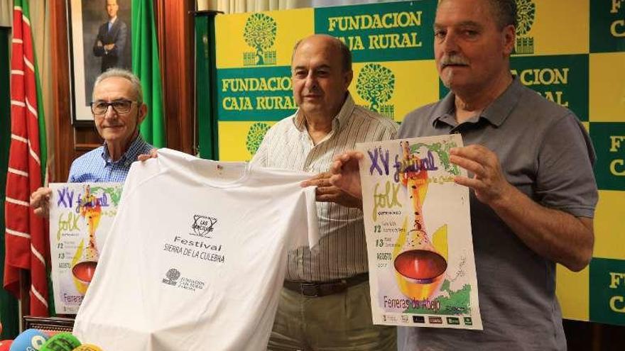 Santamaría (derecha) junto a Feliciano Ferrero de Caja Rural.