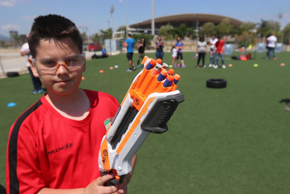 Búscate en las fotos de la VI Fiesta del Deporte de Málaga