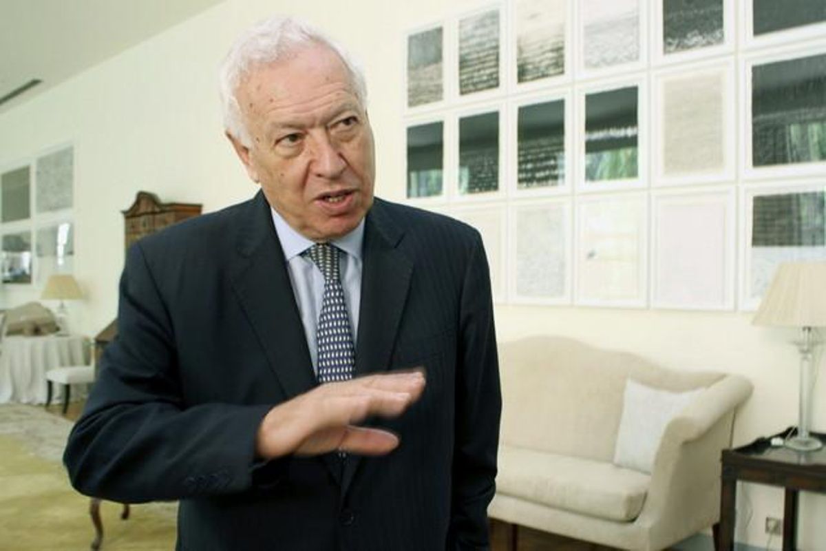 El ministre d’Exteriors, José Manuel García-Margallo, atén els mitjans, el 26 de juny. El ministre d’Exteriors, José Manuel García-Margallo, atén els mitjans, el 26 de juny.