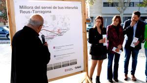 La presentación de las nuevas frecuencias de la línea entre Tarragona y Reus por carretera, este jueves.