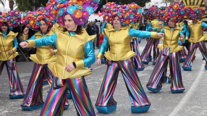 Una de les passades del Carnaval de Roses del 2018