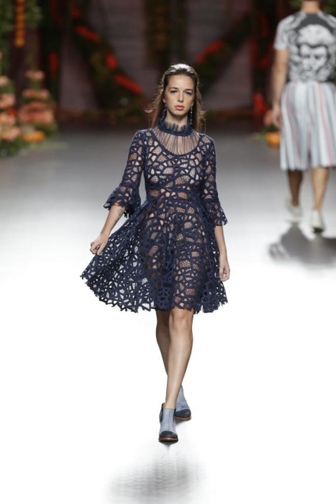 Francis Montesinos primavera/verano 2017: joyas en azul añil