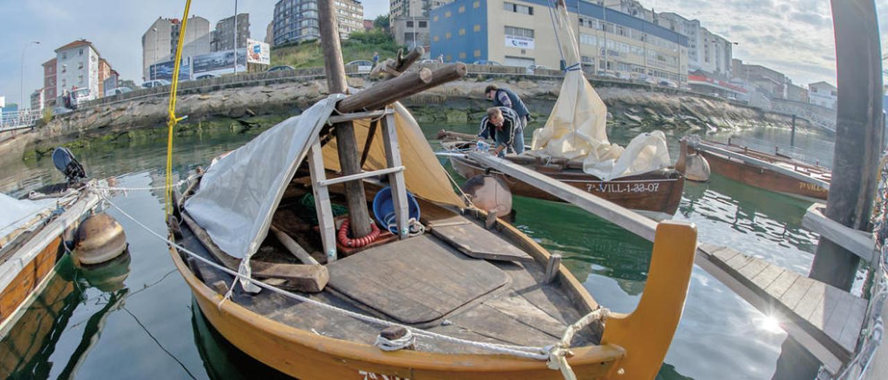 Embarcaciones tradicionales de la Asociación Remadoira en Vigo. // Eli Regueira