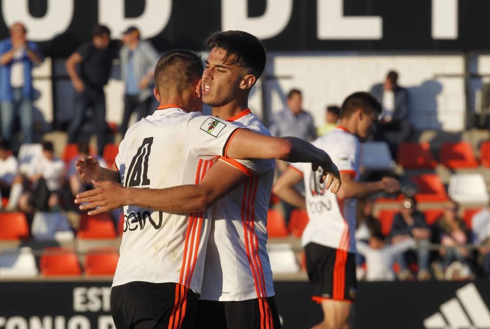 Valencia Mestalla - Llagostera, en imágenes