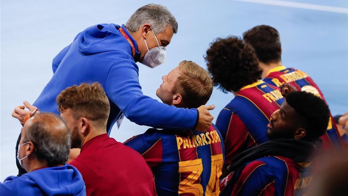 Ni Xavi Pascual ni Aron Palmarsson seguirán en el Barça