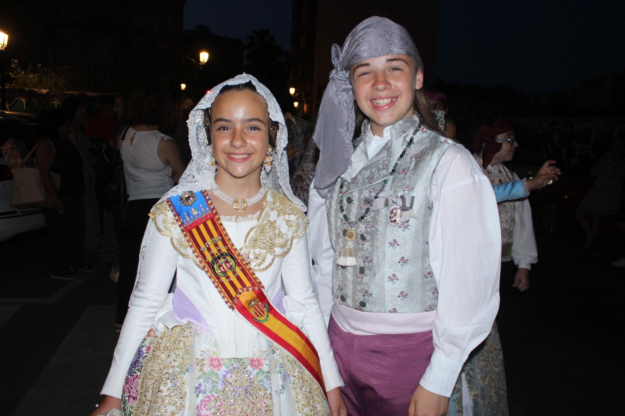 Carmen, Nerea, las cortes y las fallas de Zaidía acompañan al Cristo de la Fe