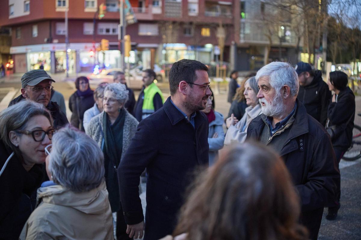 Les fotos de la concentració de rebuig a l'agressió de l'home sensellar de Girona