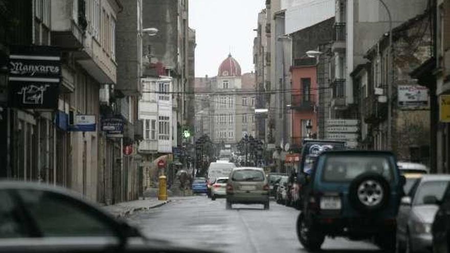 Imagen de un tramo de la avenida Fernando Conde. //Bernabé/Cris M.V.