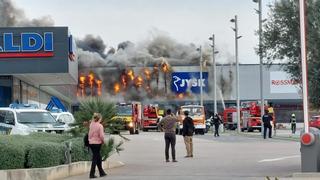 Nach Großbrand in Möbelhaus in Manacor: Einzige Rossmann-Filiale auf Mallorca bis auf Weiteres geschlossen