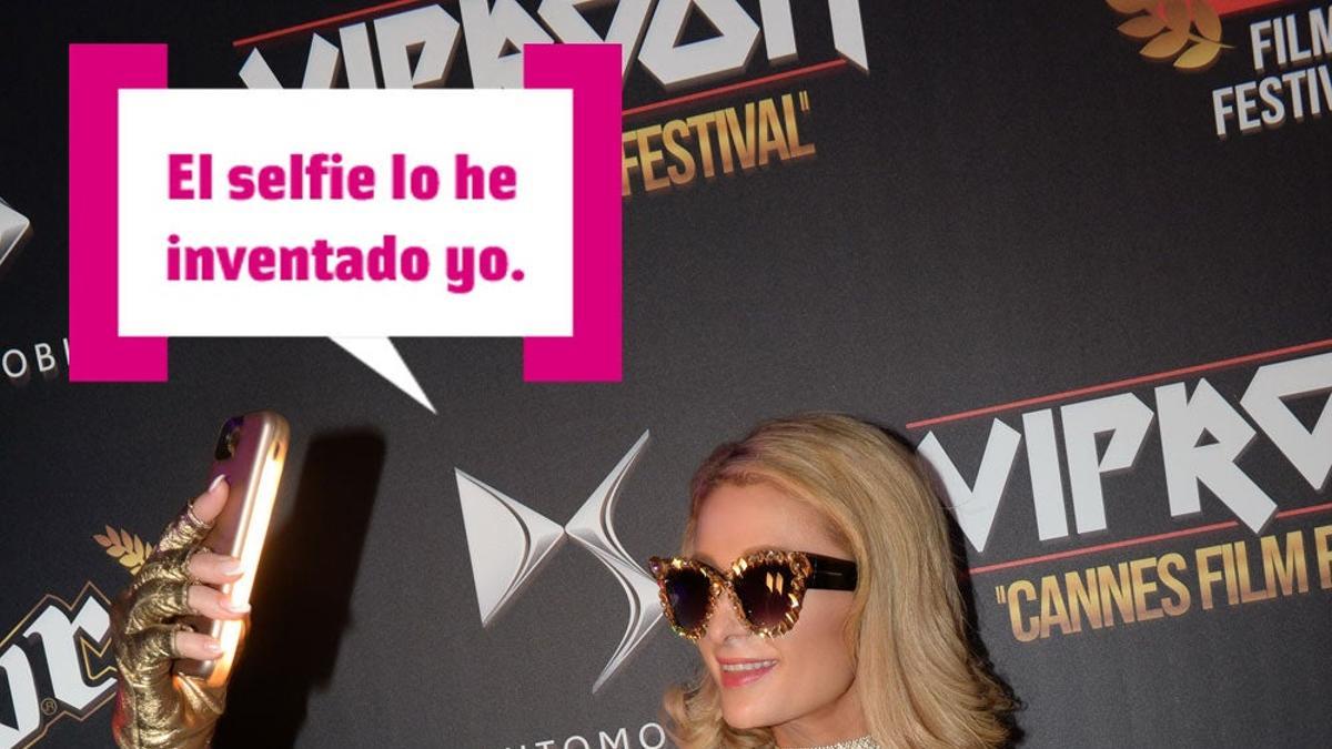 Paris Hilton siempre combina sus fundas de móvil con sus looks.