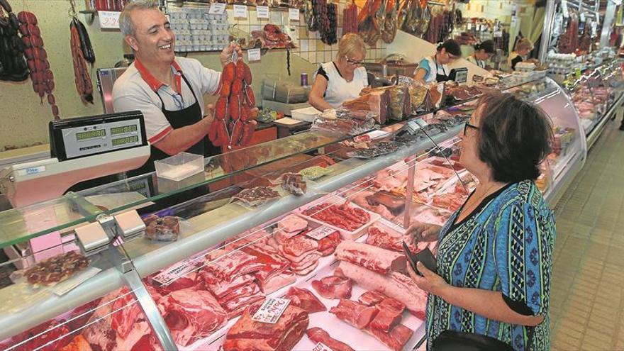 Mucho lácteo y poca carne en el menú