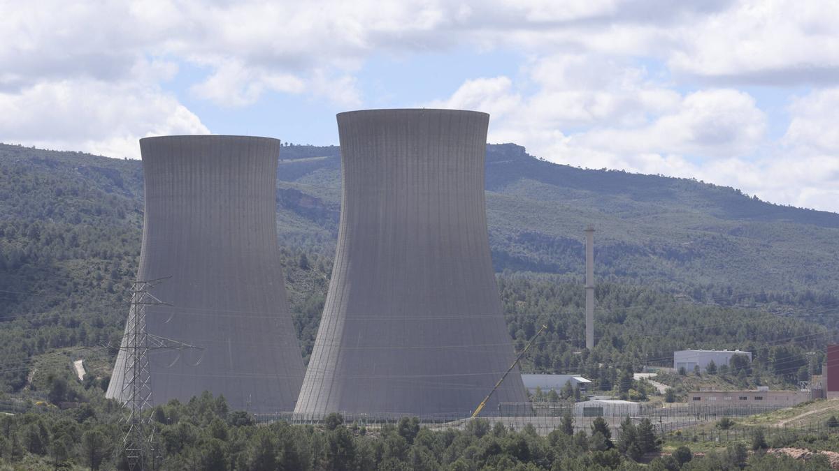 CENTRALES NUCLEARES ESPAÑA | La prórroga de Almaraz abre la vía para alargar la vida de Cofrentes
