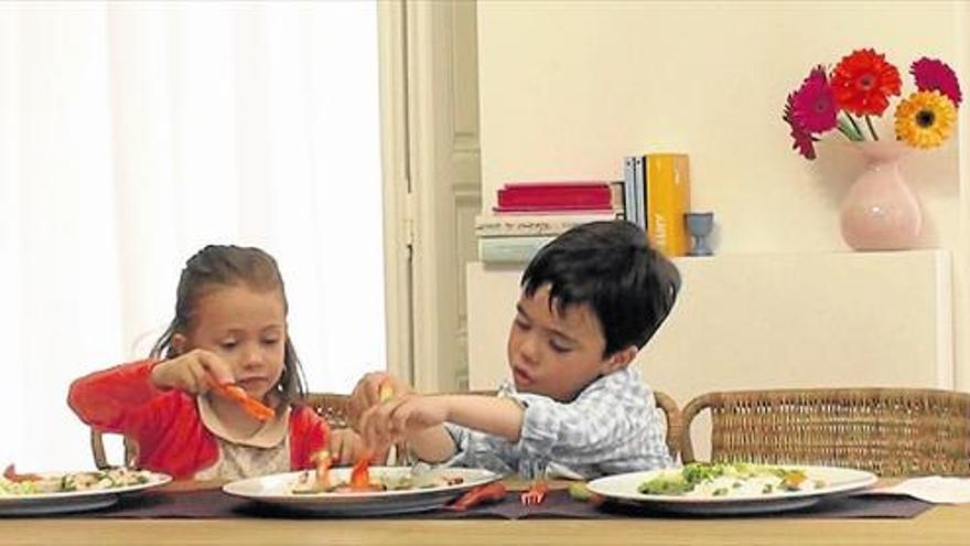 Los jóvenes que realizan cada día 4 comidas están más delgados