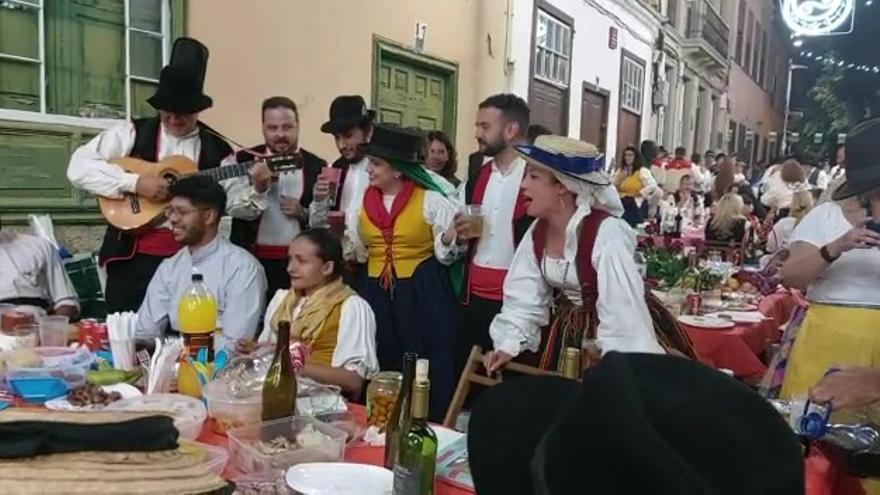 Patricia Hernández en un momento del Baile de Magos de Santa Cruz de Tenerife.