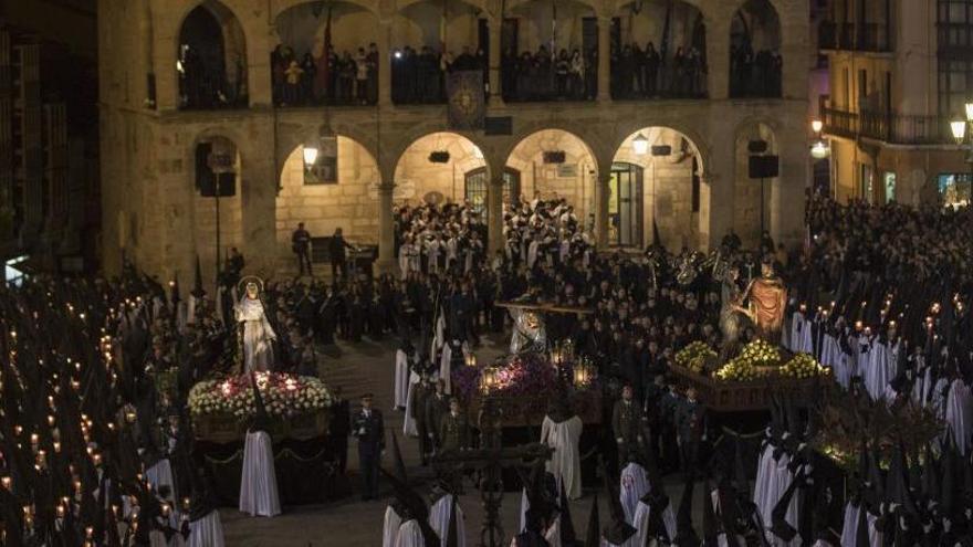 Desfile de Tercera Caída