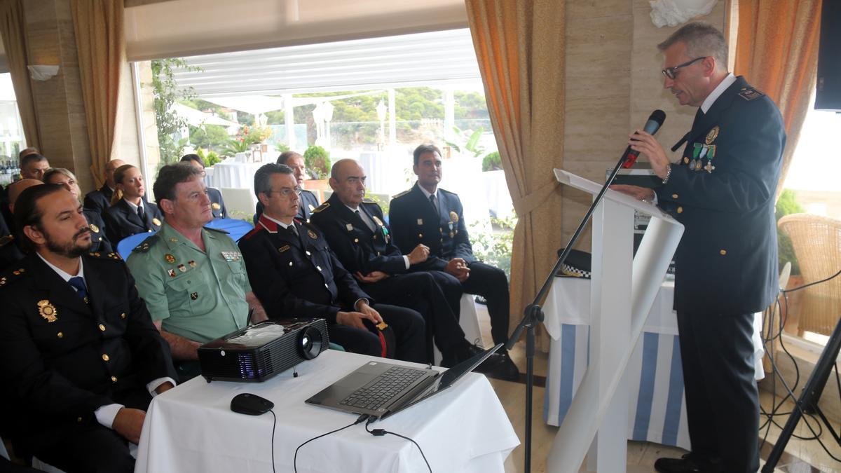 El cap de la Policia Local de Platja d&#039;Aro, l&#039;inspector David Puertas, durant el seu discurs amb motiu de la festivitat del cos