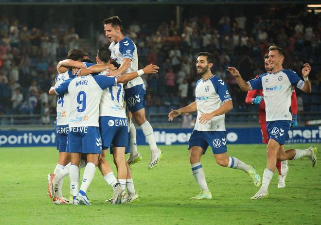 Fútbol: CD Tenerife - Racing de Santander