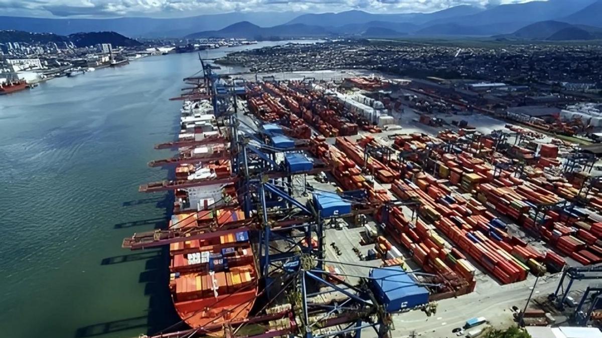 Terminales del Puerto de Santos (Brasil), uno de los grandes de la costa atlántica de Sudamérica.