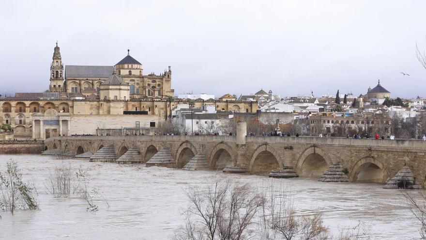 Montero lanza un aviso en plena borrasca Marta: "El Guadalquivir va a alcanzar su cota máxima esta tarde"