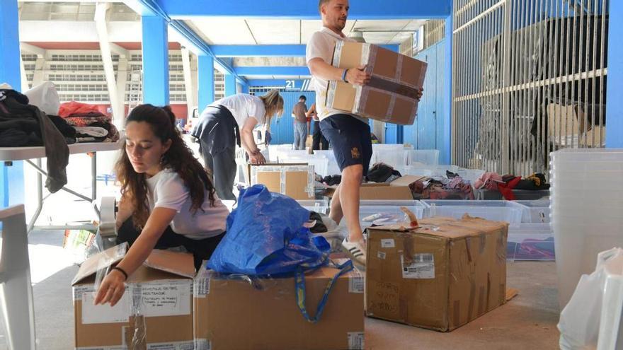 Así funciona el punto de recogida de donaciones para Venezuela instalado este fin de semana en Riazor