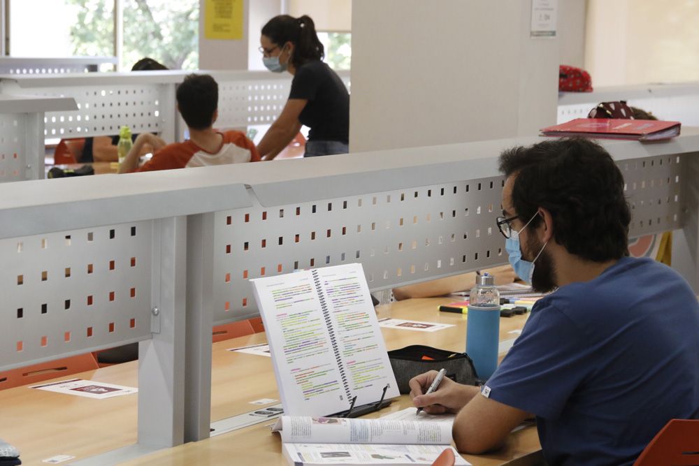 Las bibliotecas cordobesas a tope por los exámenes y la Pevau