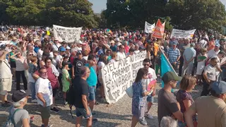 GALERÍA | Respaldo de Sanabria a la movilización en A Gudiña por el AVE